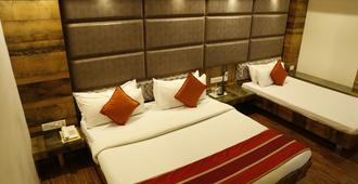 Hotel Surya - Indore - Chambre