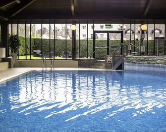 Airport Inn Manchester - Wilmslow - Piscina