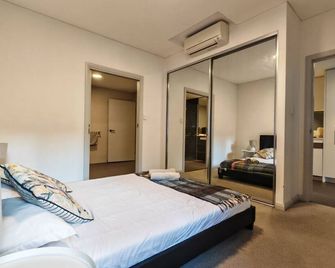 Adorable One Bedroom Apt In Heart Of Wwp - Sydney - Bedroom