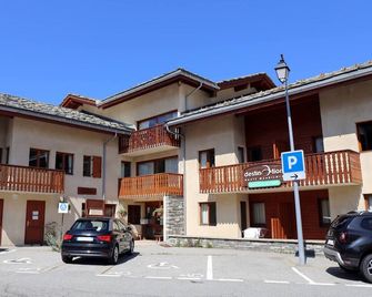 Appartement 38m2, 6 Pers, Parking, Quartier Calme A Aussois - Fr-1-508b-11 - Aussois - Gebouw
