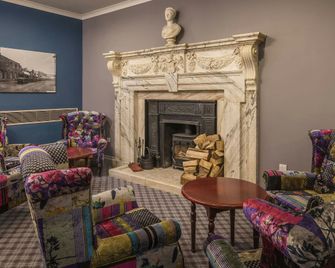 Best Western Crewe Arms Hotel - Crewe - Front desk