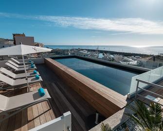 Hotel Port Toga - Bastia - Pool