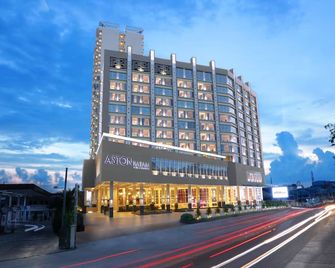 Aston Batam Hotel & Residence - Lubuk Baja - Gebouw