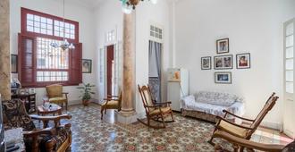 Casa Azul - Havana - Living room