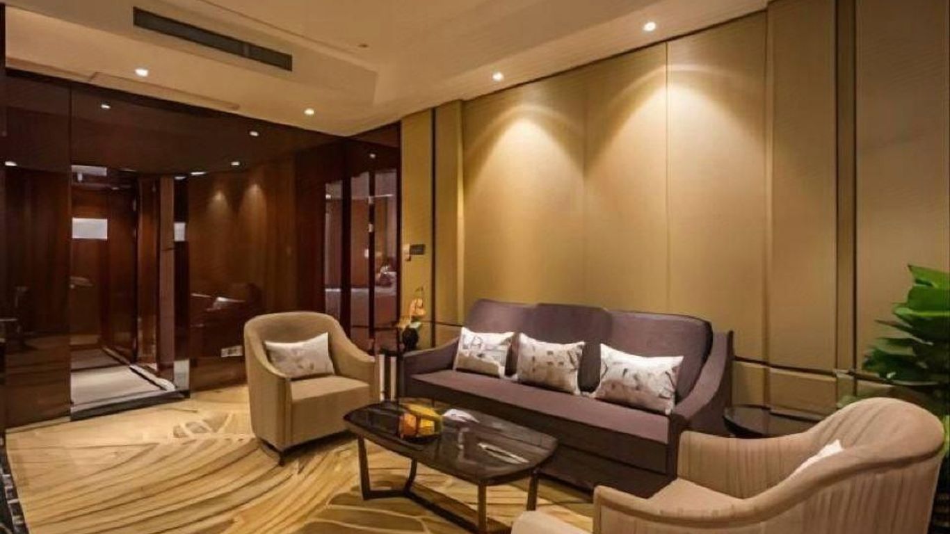 Oriental Garden Hotel