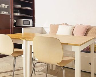 6 Person Holiday Home In Sölvesborg-By Traum - Sölvesborg - Essbereich