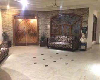 Hotel Uttam Heritage - Sahāranpur - Lobby