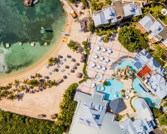 Jewel Paradise Cove Adult Beach Resort & Spa - Runaway Bay - Gebäude