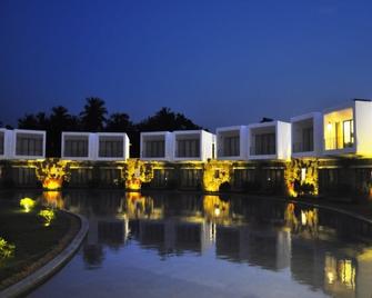 Anora Beach Resort Mahabalipuram - Kūvattūr - Edificio