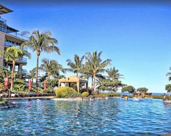 Ground Floor Direct Access With Private Outdoor Yard Space Luxury Resort Condo - Lahaina - Pool