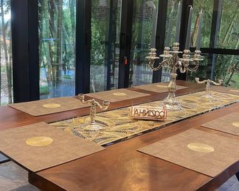 Beautiful House With Views To The Reservoir And Wonderful Waterfalls. - El Peñol - Restaurant