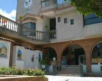 Hotel Don Porfirio - Bernal - Edificio