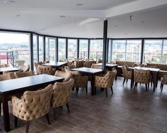 Hotel Maria - Batum - Restaurante