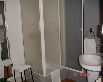 Hotel La Marmotte - Niort - Phòng tắm