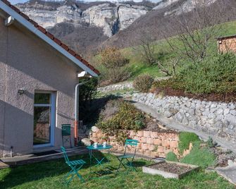 #CP - House - Magnificent view - garden - Laval - Outdoors view