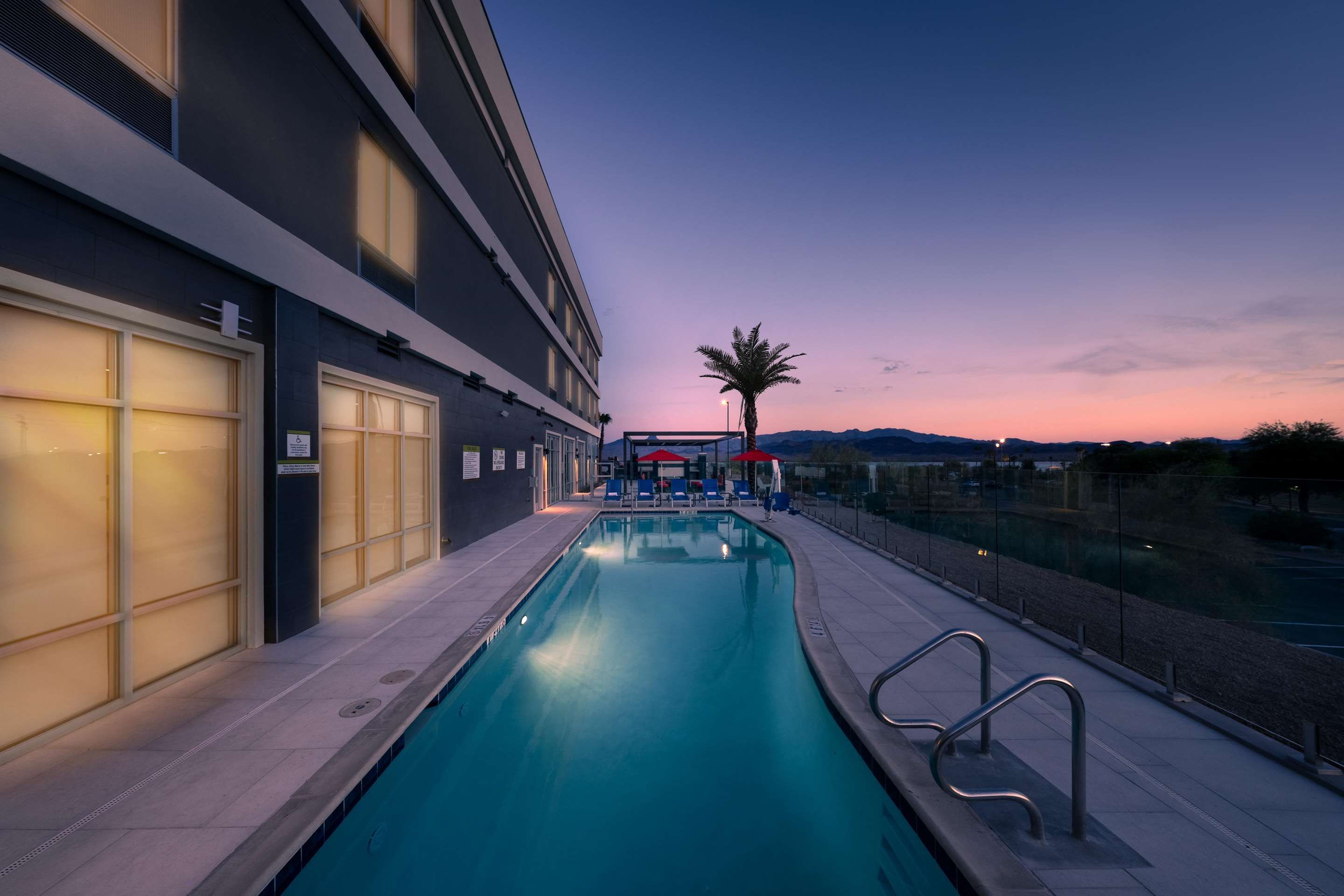 Home2 Suites by Hilton Lake Havasu City - Lake Havasu City - Pool