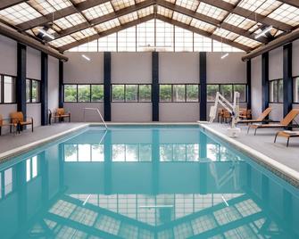 Hyatt Place Fair Lawn Paramus - Fair Lawn - Pool