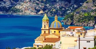 Amalfi coast - Praiano - Rakennus