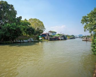 Bangluang Boutique Hotel nearby Wat Arun - Bangkok