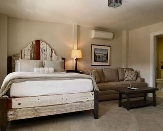 The Vermont House - Wilmington - Bedroom