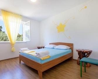 Hostel D&D - Supetar - Habitación