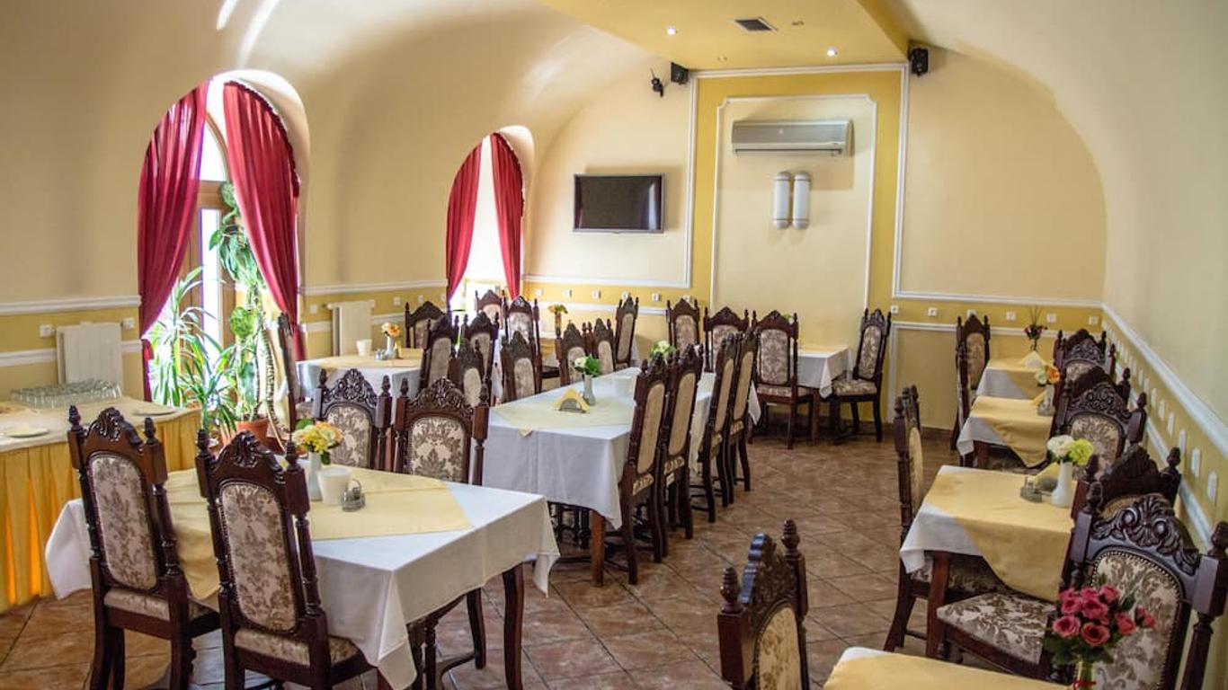 هوتل أستوريا