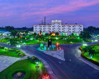 Hotel Naz Garden - Bogra - Building