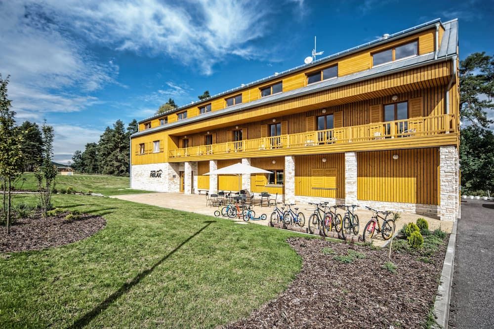 Hotel Relax Vrchbela - Bezděz - Building