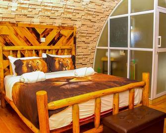 Amanya 1 -Bed King Lion Tent - Amboseli - Bedroom