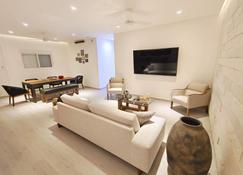 1st Luxury Warehouse - Cancún - Wohnzimmer