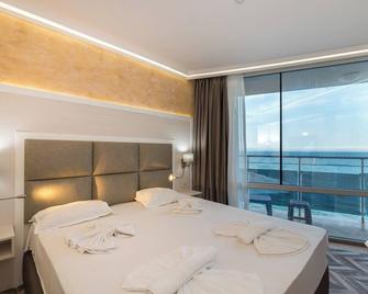 Hotel Sunny Bay - Pomorie - Bedroom