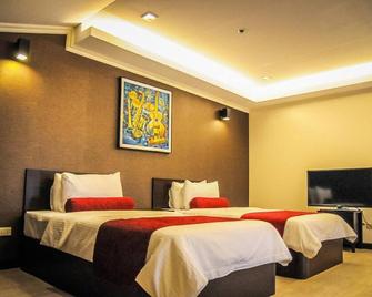 Bauan Plaza Hotel - Bauan - Bedroom