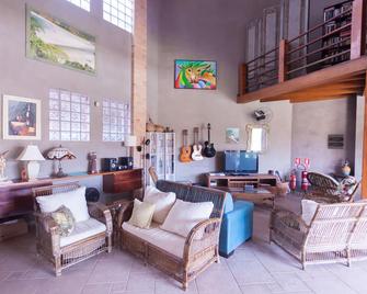 Ubatuba Ecologic Pousada - Ubatuba - Living room