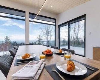 Hôtel à la maison - Chalet Alegria #2 - Les Éboulements - Dining room