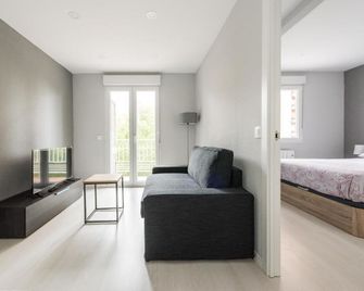 Apartment Ifema-Airport - מדריד - סלון