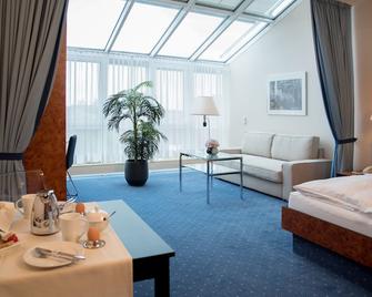 Hotel Arkadia - Friedrichsdorf - Спальня