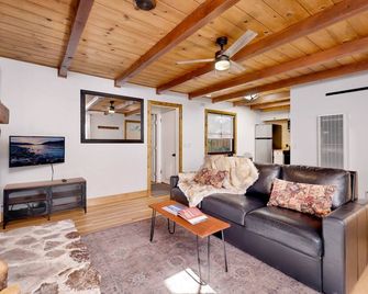 Cozy fox #2035 - Big Bear Lake - Living room