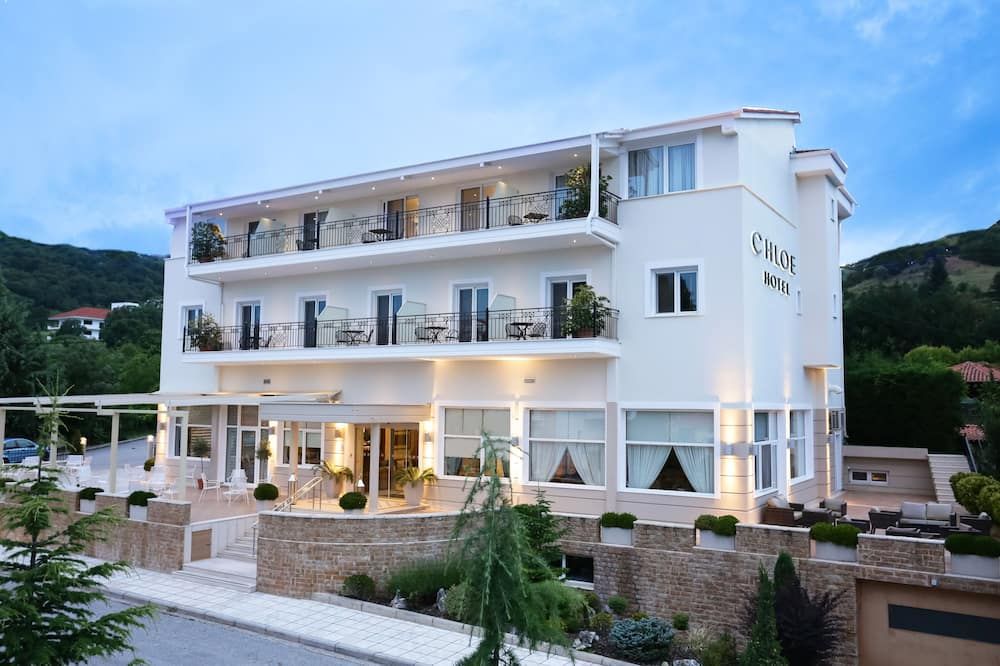 Chloe Luxury Hotel