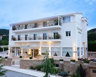 Chloe Luxury Hotel - Chlói - Gebäude