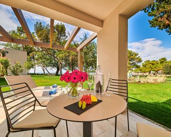 Garden Suites Umag Plava Laguna - Umag - Chambre