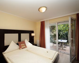 Hotel Grüne Tanne - Hamborg - Soveværelse