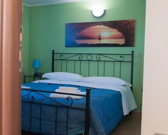 B&B L'Orizzonte - Civitavecchia - Schlafzimmer