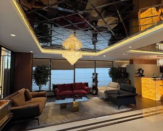 Zipp Hotel Rosalba - Bengaluru - Lobby