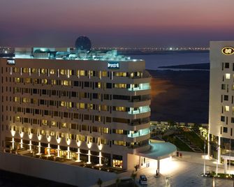 Staybridge Suites Abu Dhabi - Yas Island By IHG - Abu Dabi - Edificio