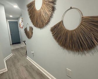 Cozy garden apartment in Baltimore - Baltimore - Pasillo