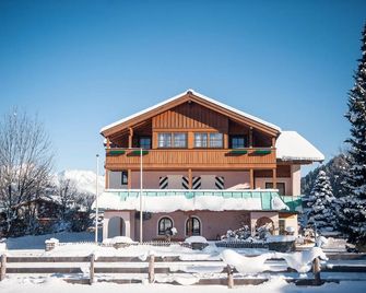 Aparthotel Kristall - Altenmarkt im Pongau - Building