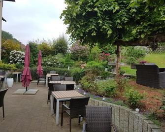 Pension Rüdigsdorfer Schweiz - نوردهاوسين - شرفة مرصوفة