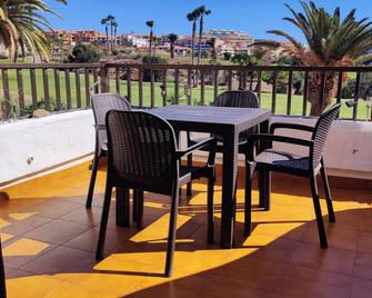 Two Bed Duplex-Sleeps 4-Private balconies-Air Con - Granadilla - Balcony