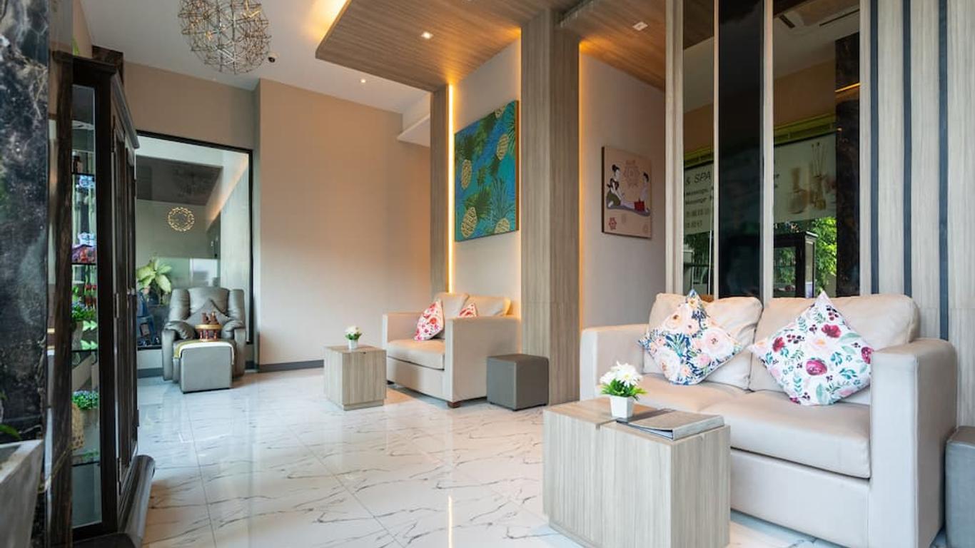 Patong Bay Residence