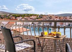 Villa Trebotic - Milna (Brač) - Balcony